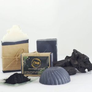 Savon au charbon