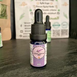 زيت أساسي الخزامى الحرة