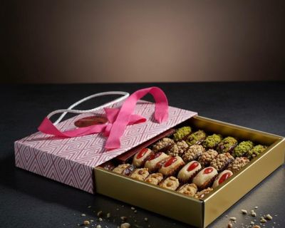 علبة تمور مغلفة