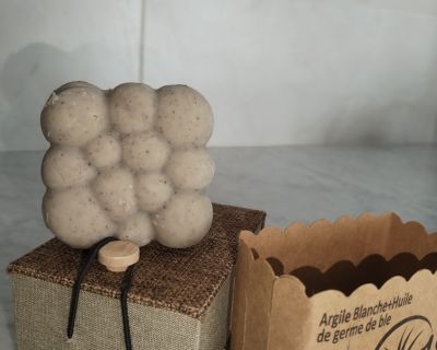 SAVON ARGILE BLANCHE +HUILE DE GERME DE BLÉ