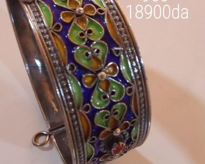 سوار من الفضة