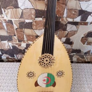 الة العود